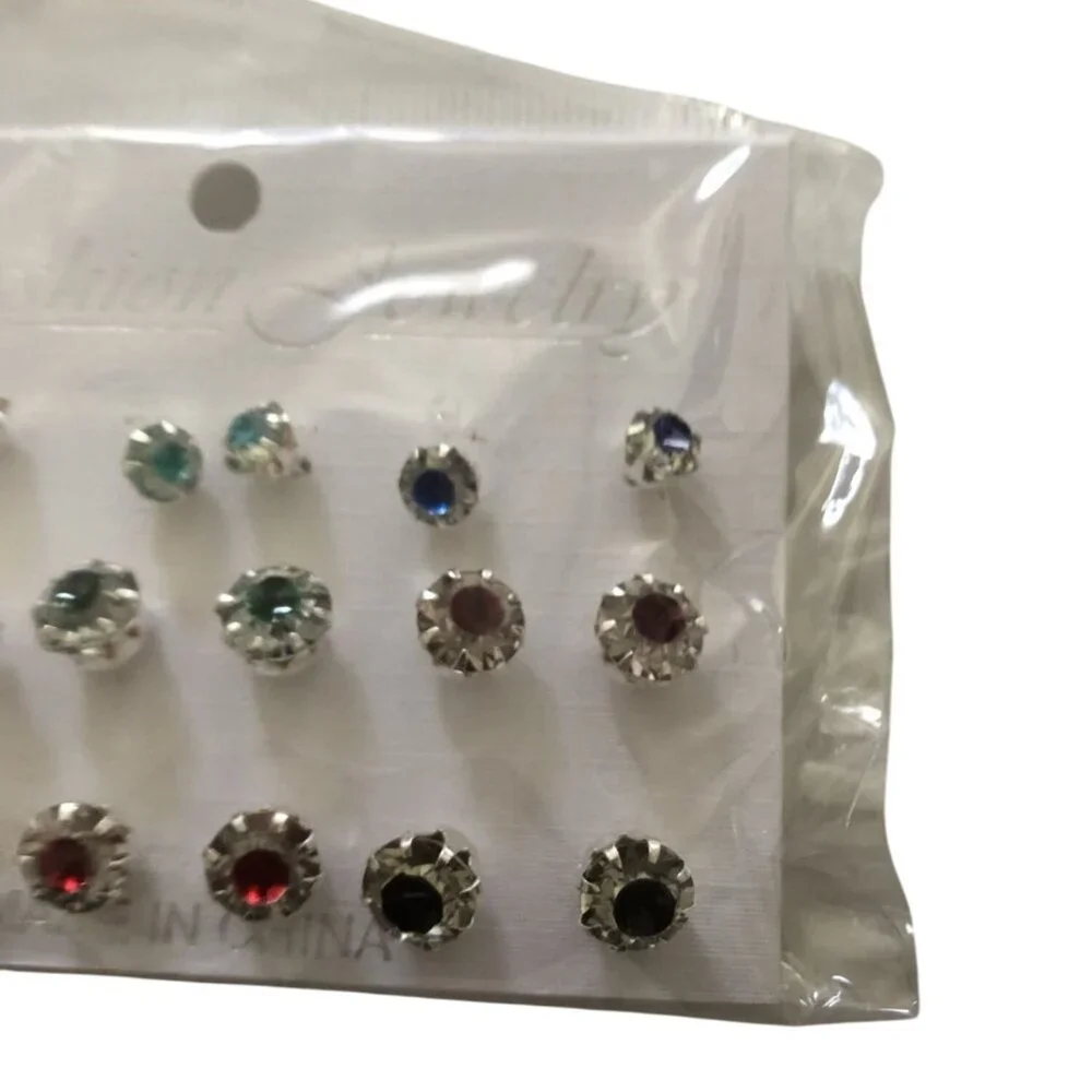 9 Pairs Of Crystal‎ Stud Earrings Assorted Colors Multicolor Round Design